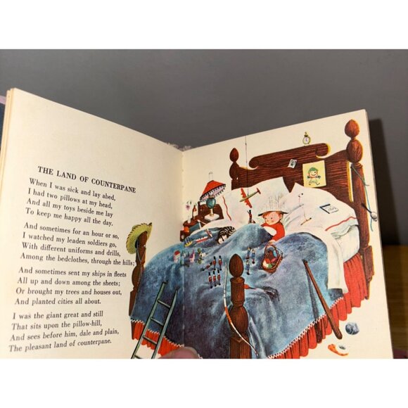 A Childs Garden Of Verses By Robert Louis Stevenson Set Bed & Play Time - Picture 8 of 9